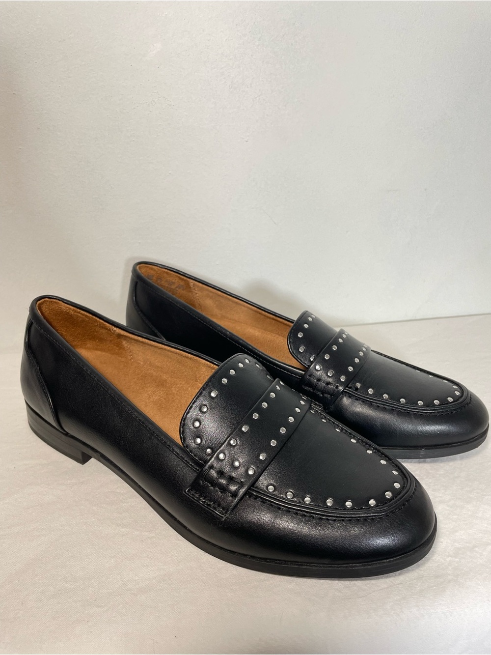 Naturalizer Milo Black Studded Penny Loafers 9